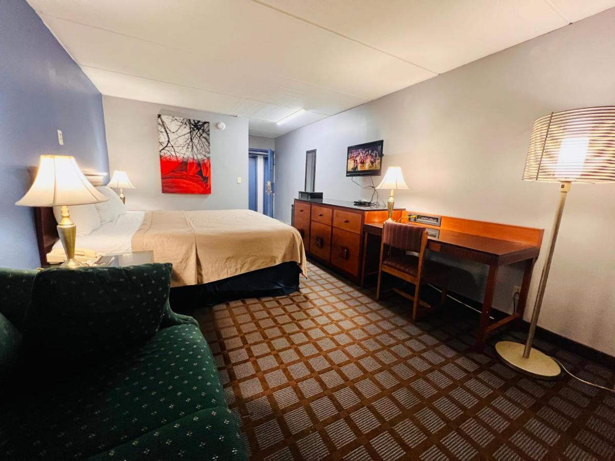 Budget Inn バス エクステリア 写真